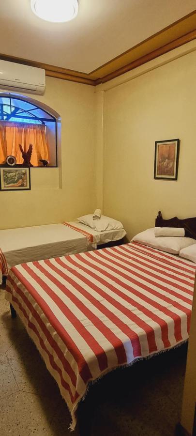 Casa Familya Ξενοδοχείο Batac Εξωτερικό φωτογραφία